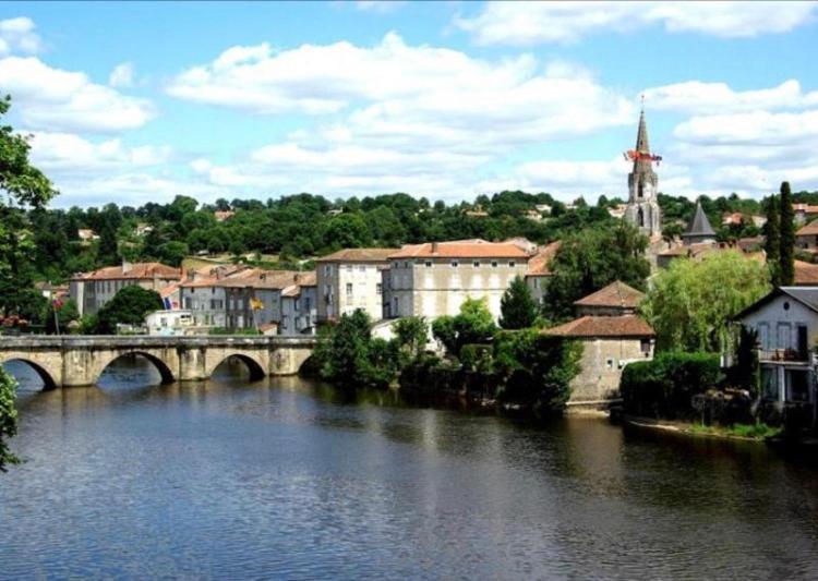 Gite Des Lavandes Oradour-Fanais Exterior foto